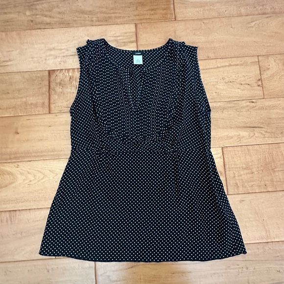 J Crew 100% Silk Polka Dot Top Size 4 - Picture 6 of 6
